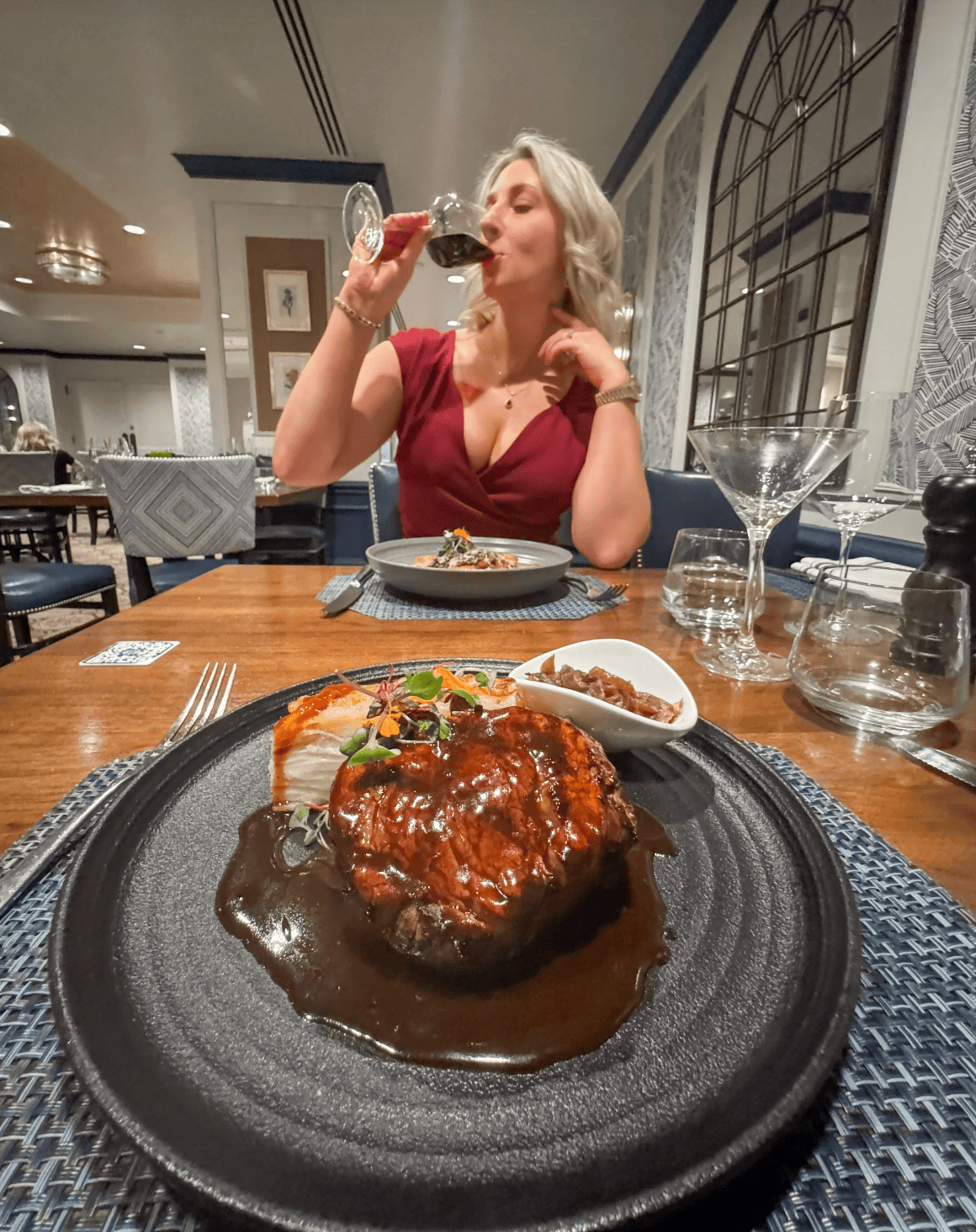 Amanda Dante dining at a Washington DC restaurant during a Washington DC trip